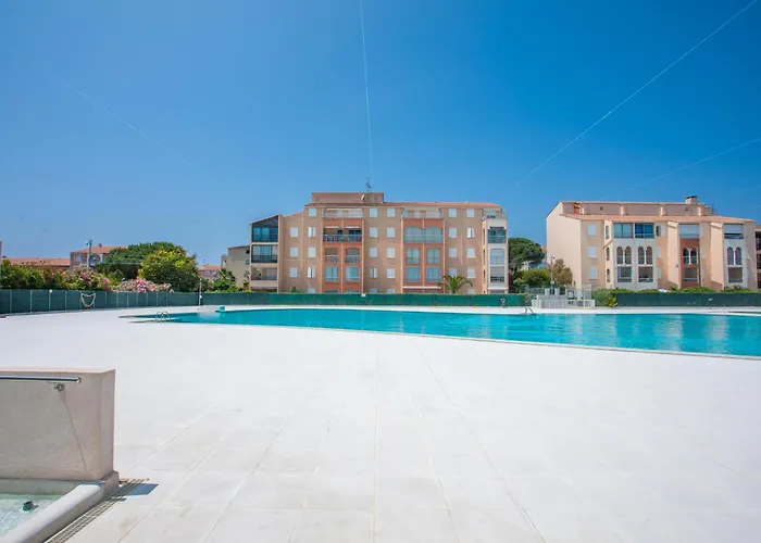 T2 Meuble 38m² Loggia 6 Pers Maxi Fréjus